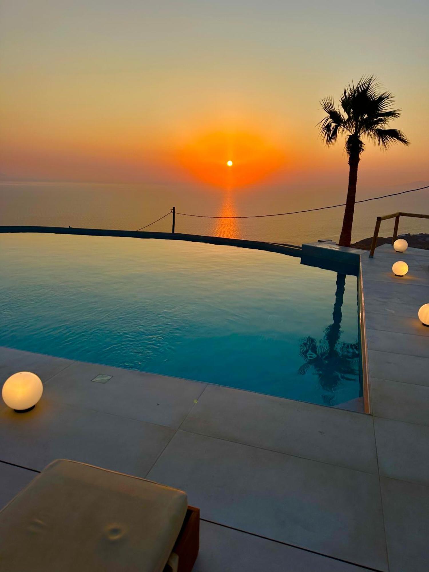 Leon Luxury Suites Imerovígli Kültér fotó